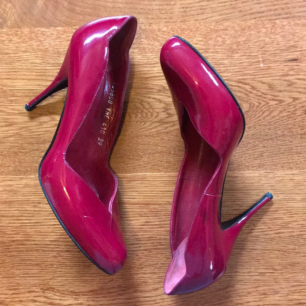 Vintage Valentino pumps